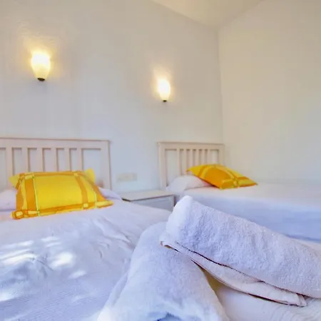 V&v Lloret: Garden With Pool, 150m From Canyelles Apartment *