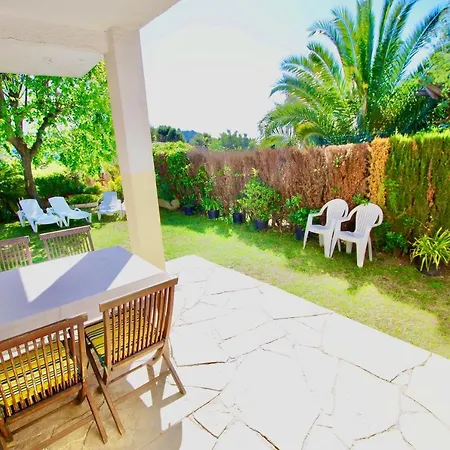 V&v Lloret: Garden With Pool, 150m From Canyelles *