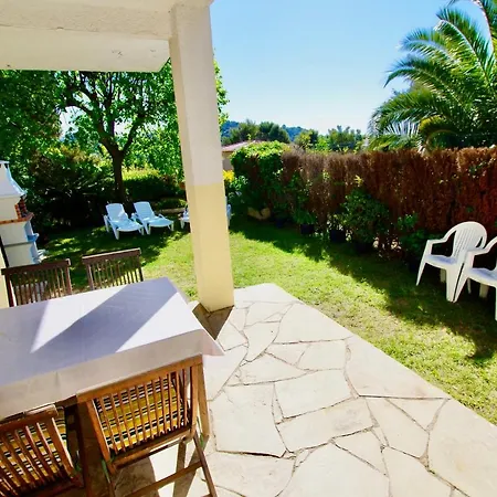 Apartment V&v Lloret: Garden With Pool, 150m From Canyelles *